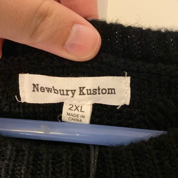 Sweater - Picture 3 of 4